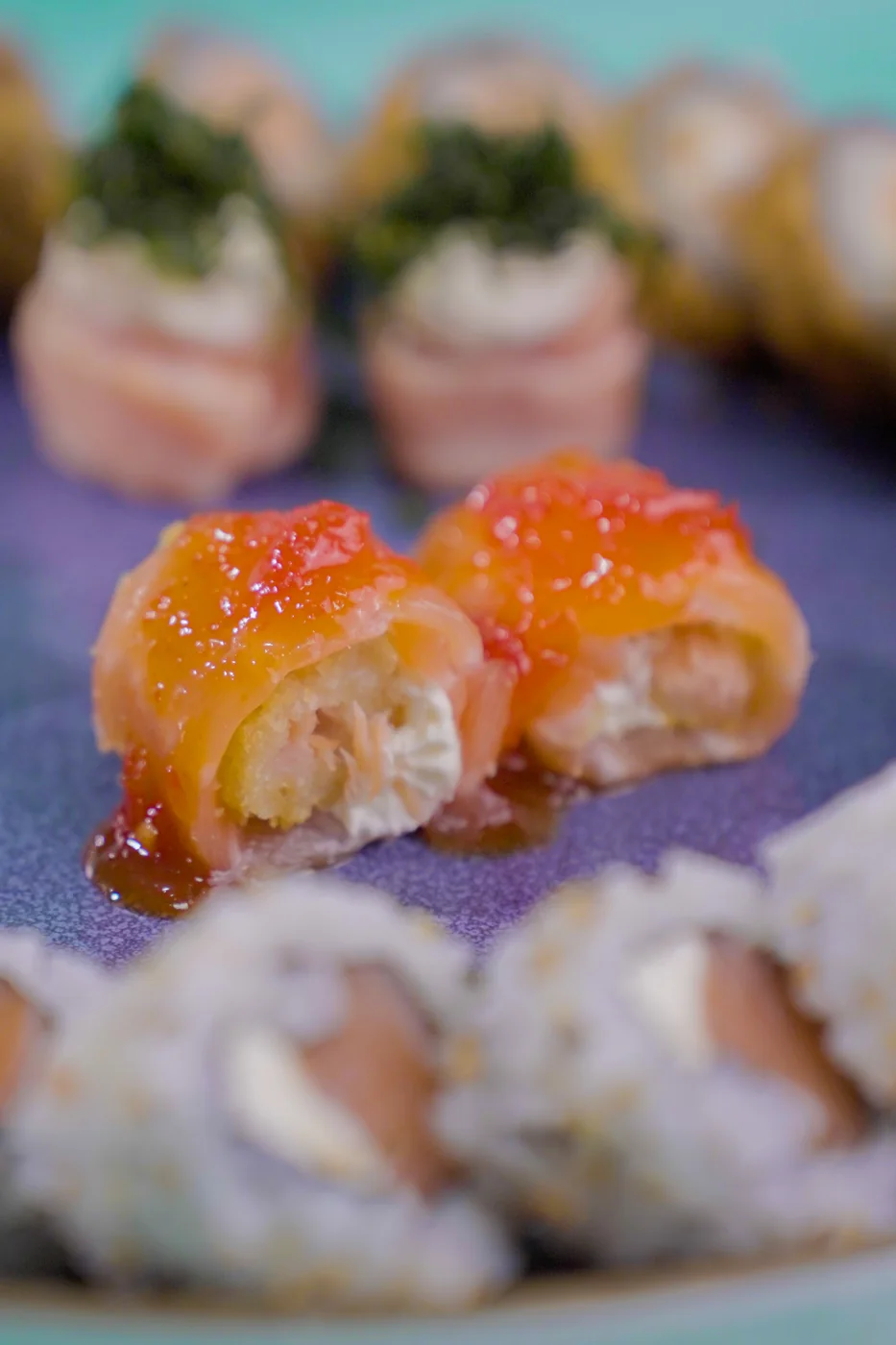 Seleção de sushi e dyos do Utida Express em detalhe